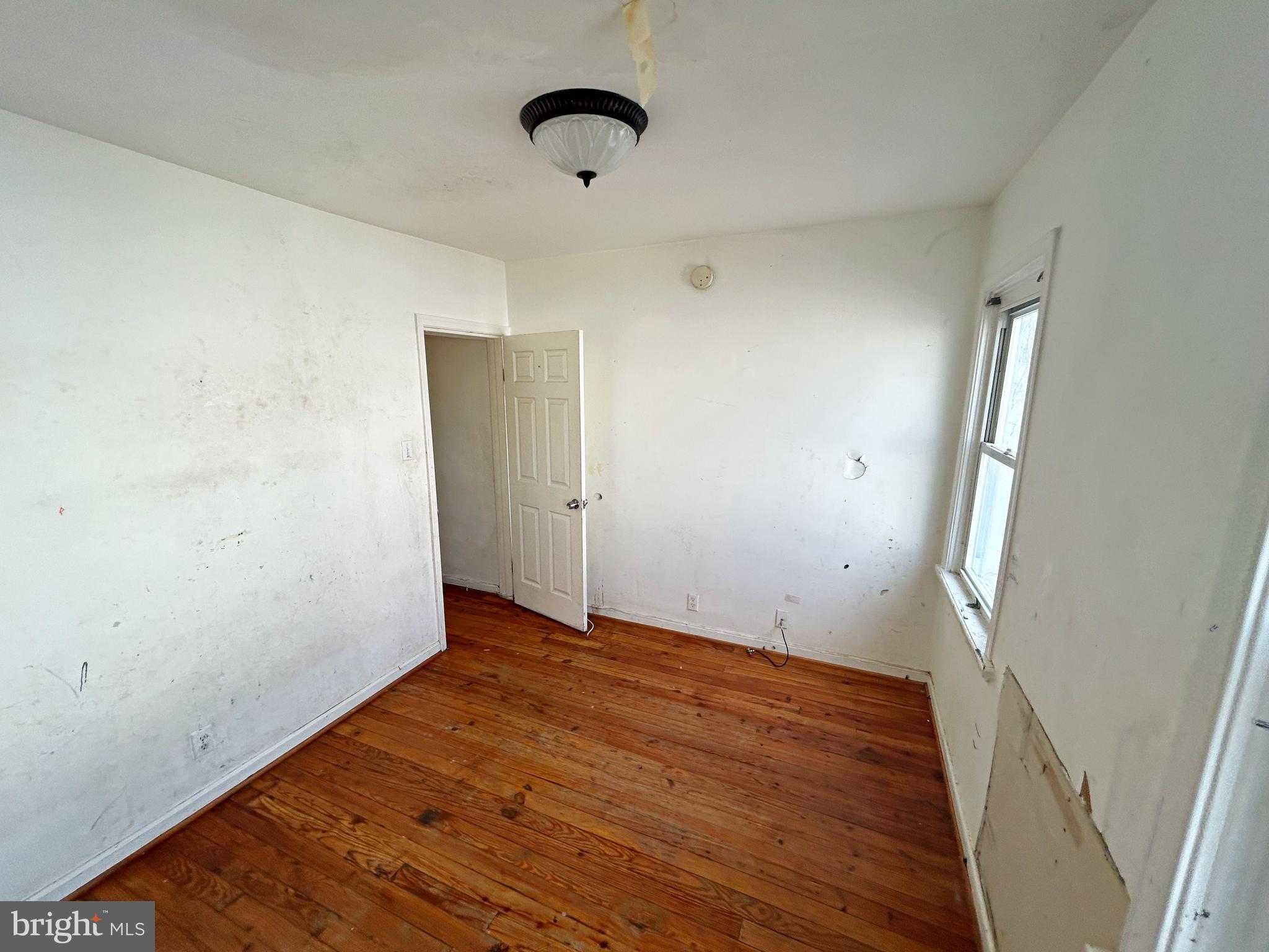 WASHINGTON VILLAGE - Residential