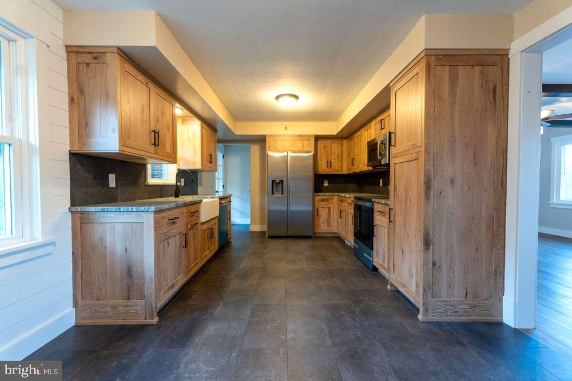 2674 SEVEN VALLEYS ROAD