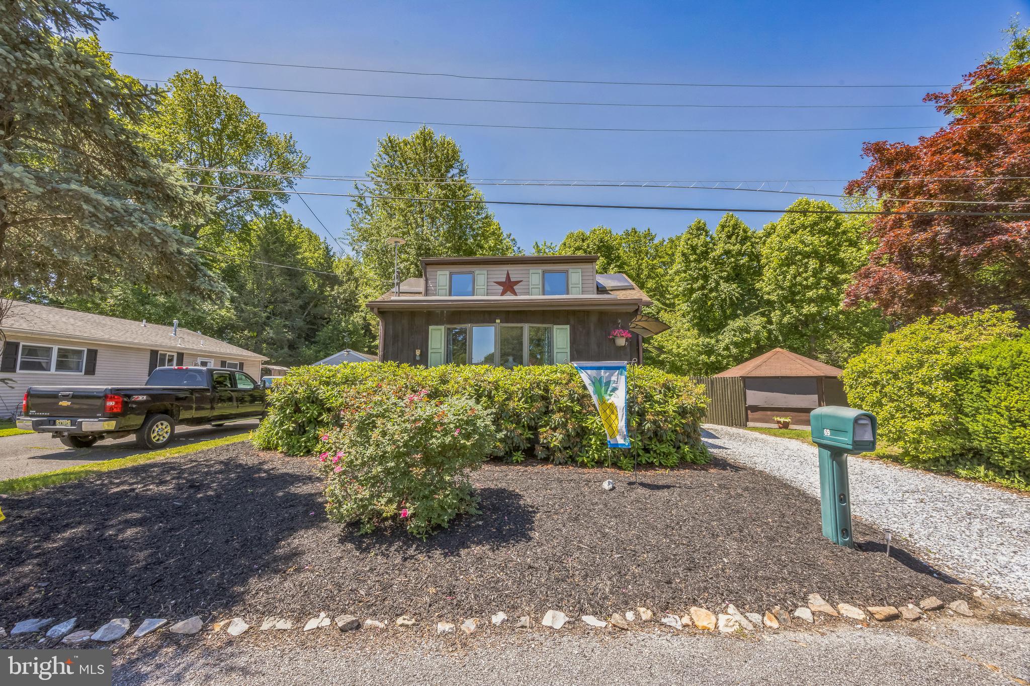 69 OBERLIN ROAD