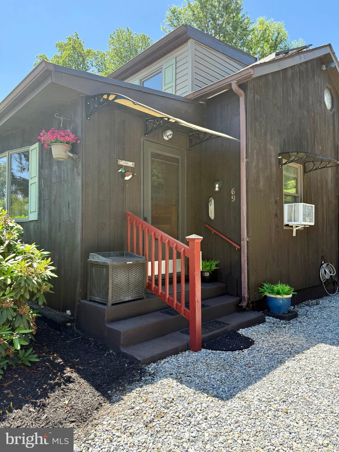 69 OBERLIN ROAD