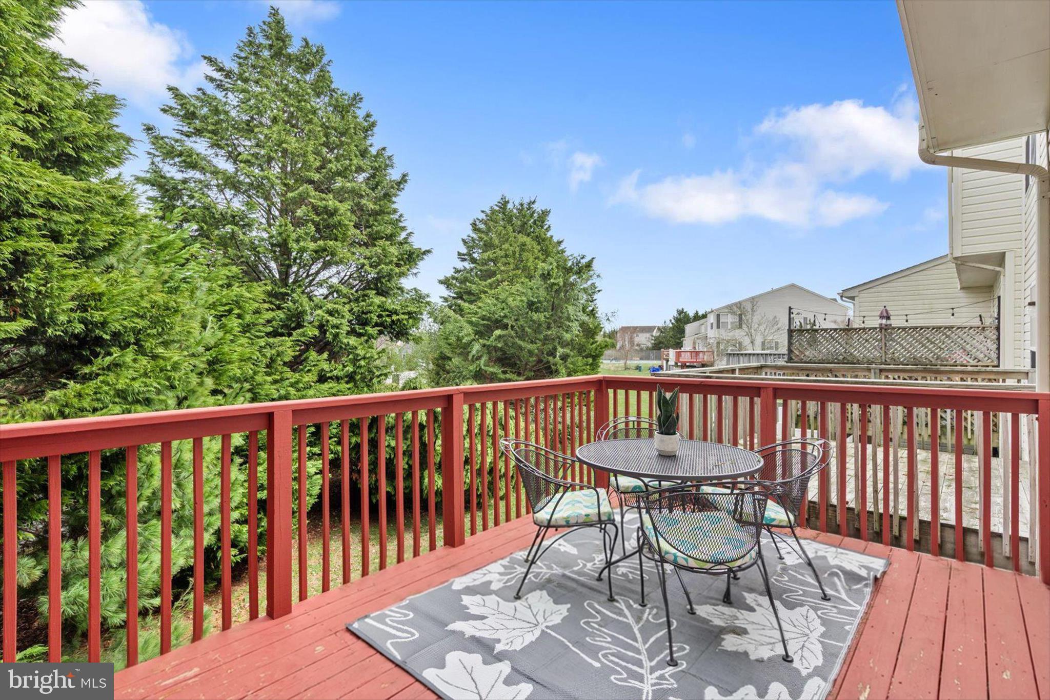 SOUTH HAMPTON - Residential