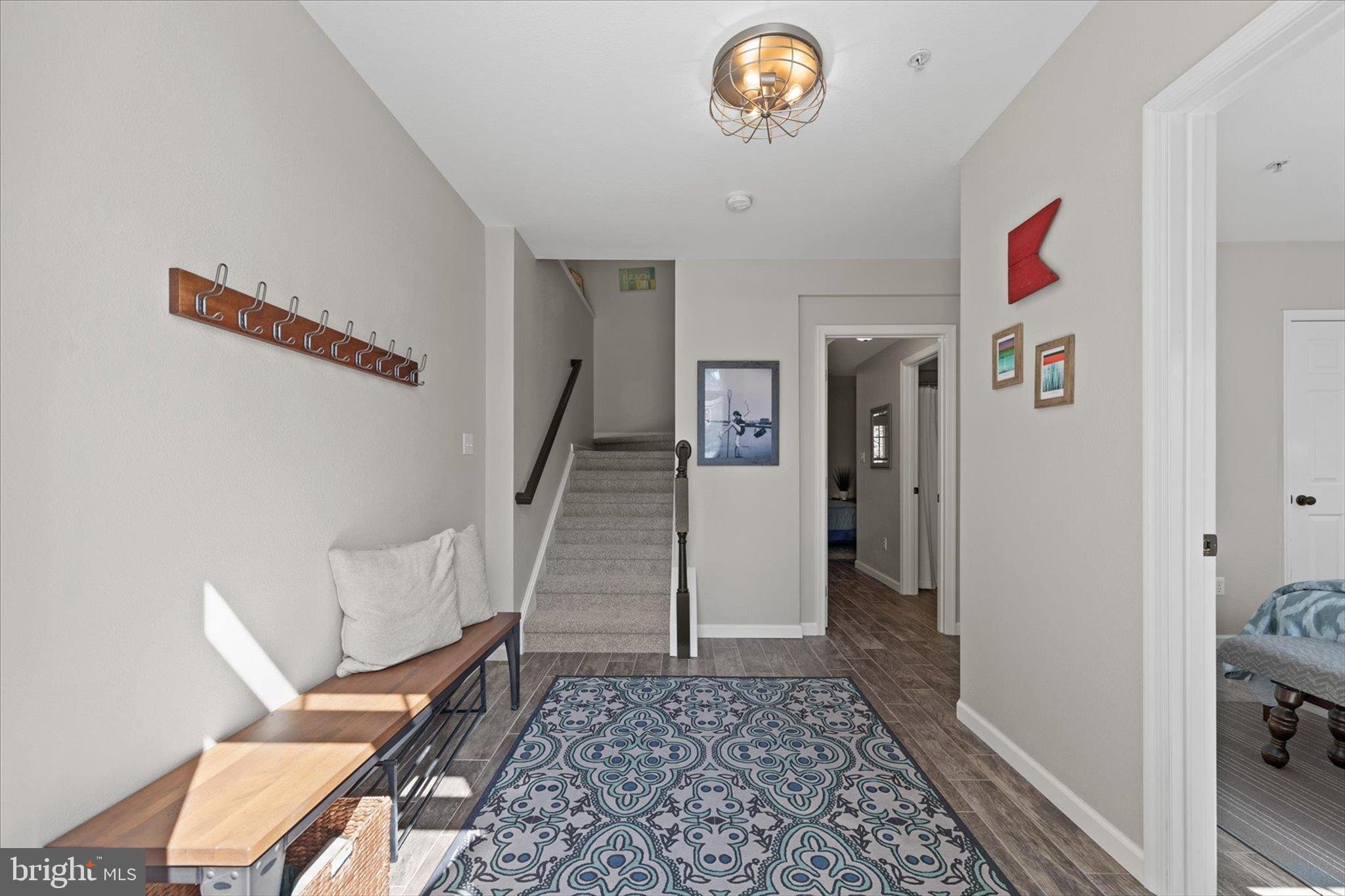 SOUTH HAMPTON - Residential