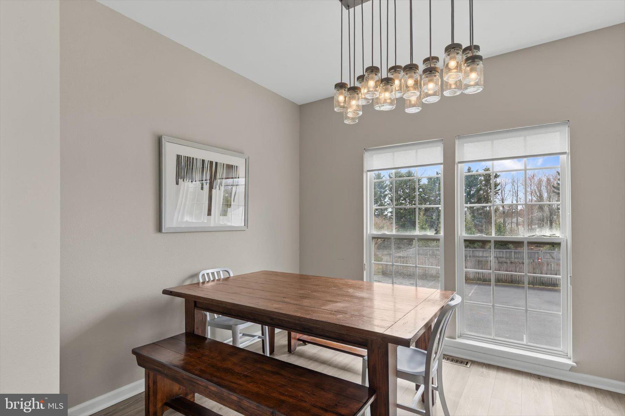 SOUTH HAMPTON - Residential