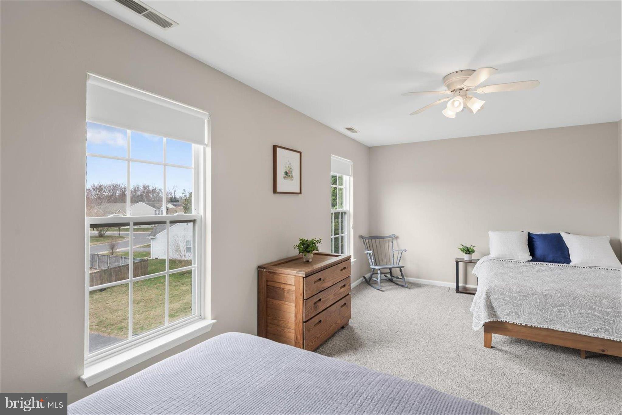 SOUTH HAMPTON - Residential