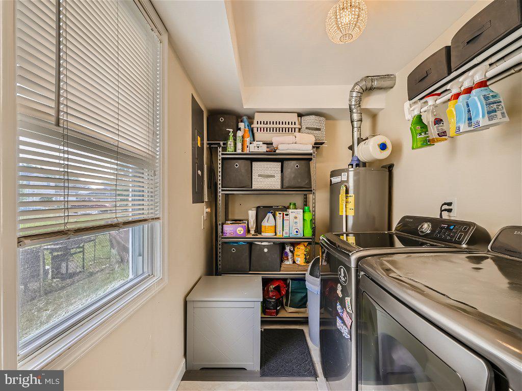 GRAY MANOR - Residential