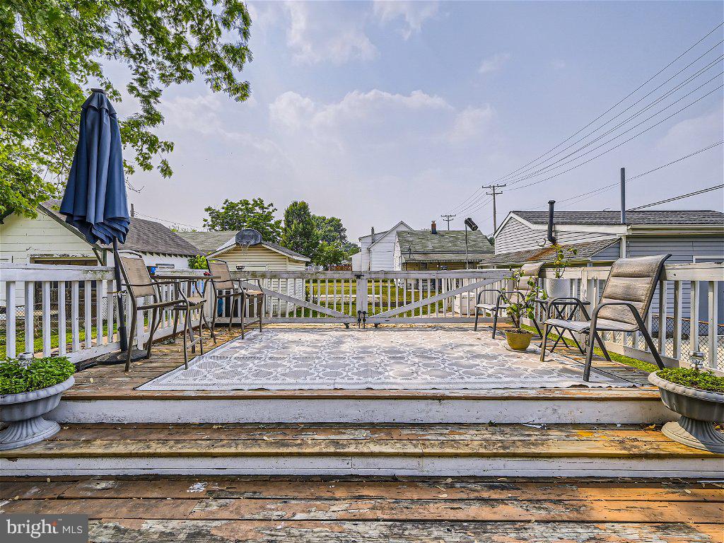 GRAY MANOR - Residential