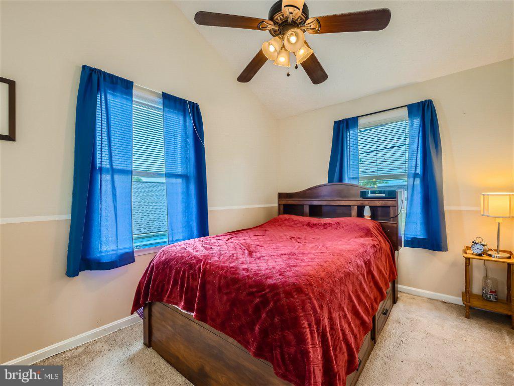 GRAY MANOR - Residential