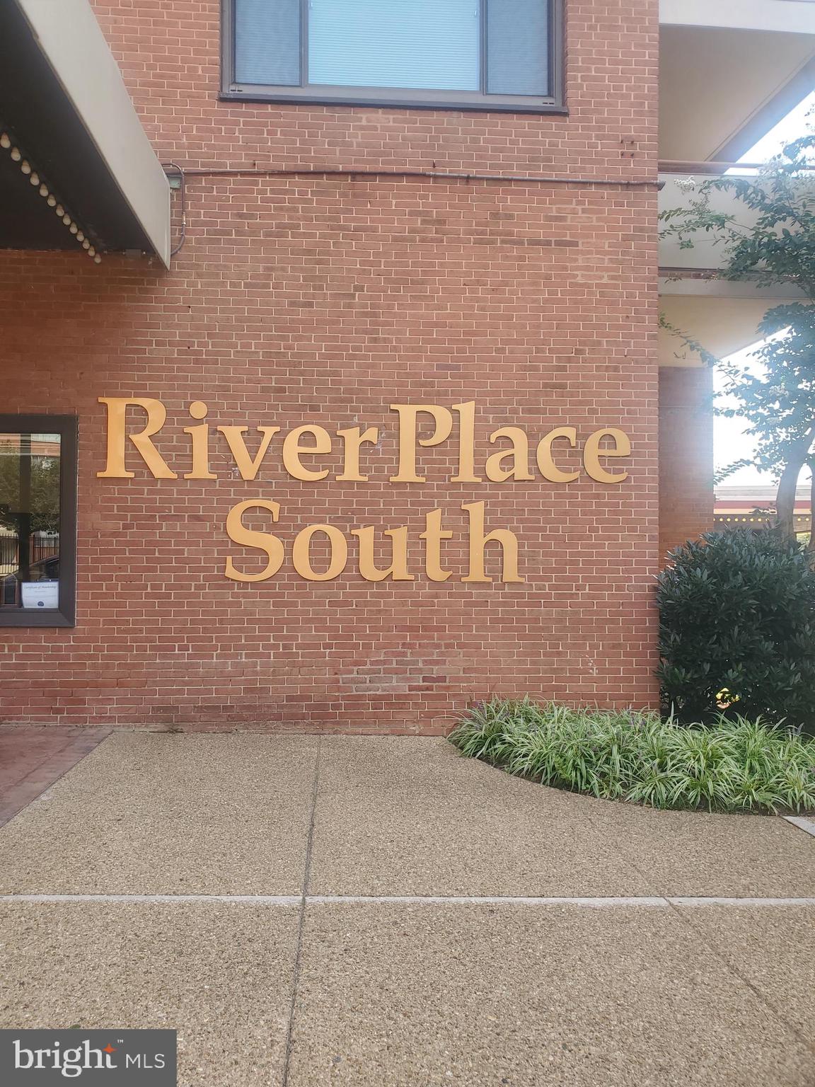 1011 ARLINGTON BOULEVARD 948