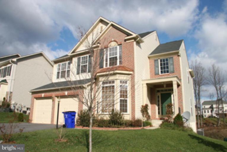 AUTUMN VIEW - Residential Lease