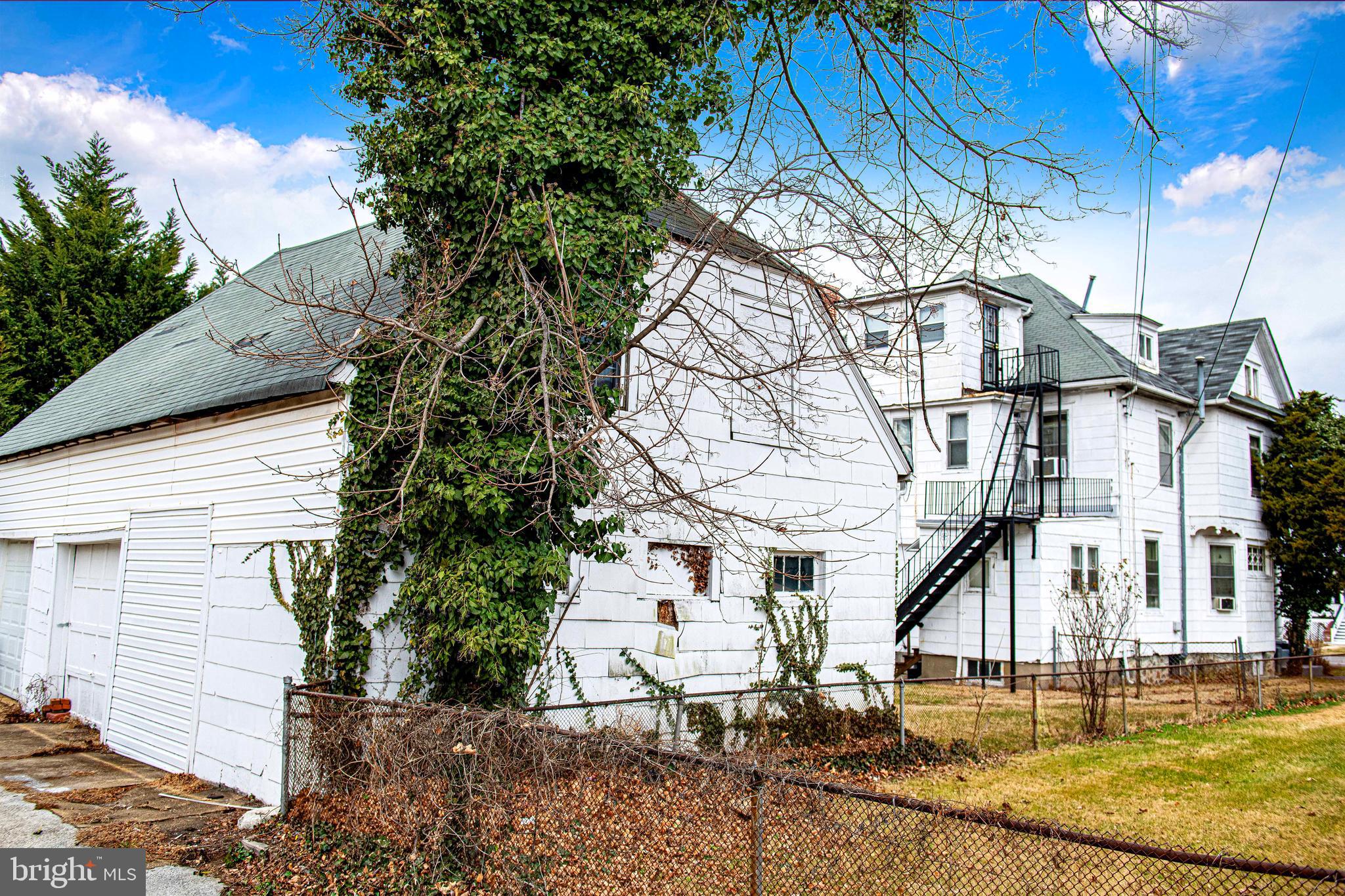 WEST ARLINGTON - Residential Income