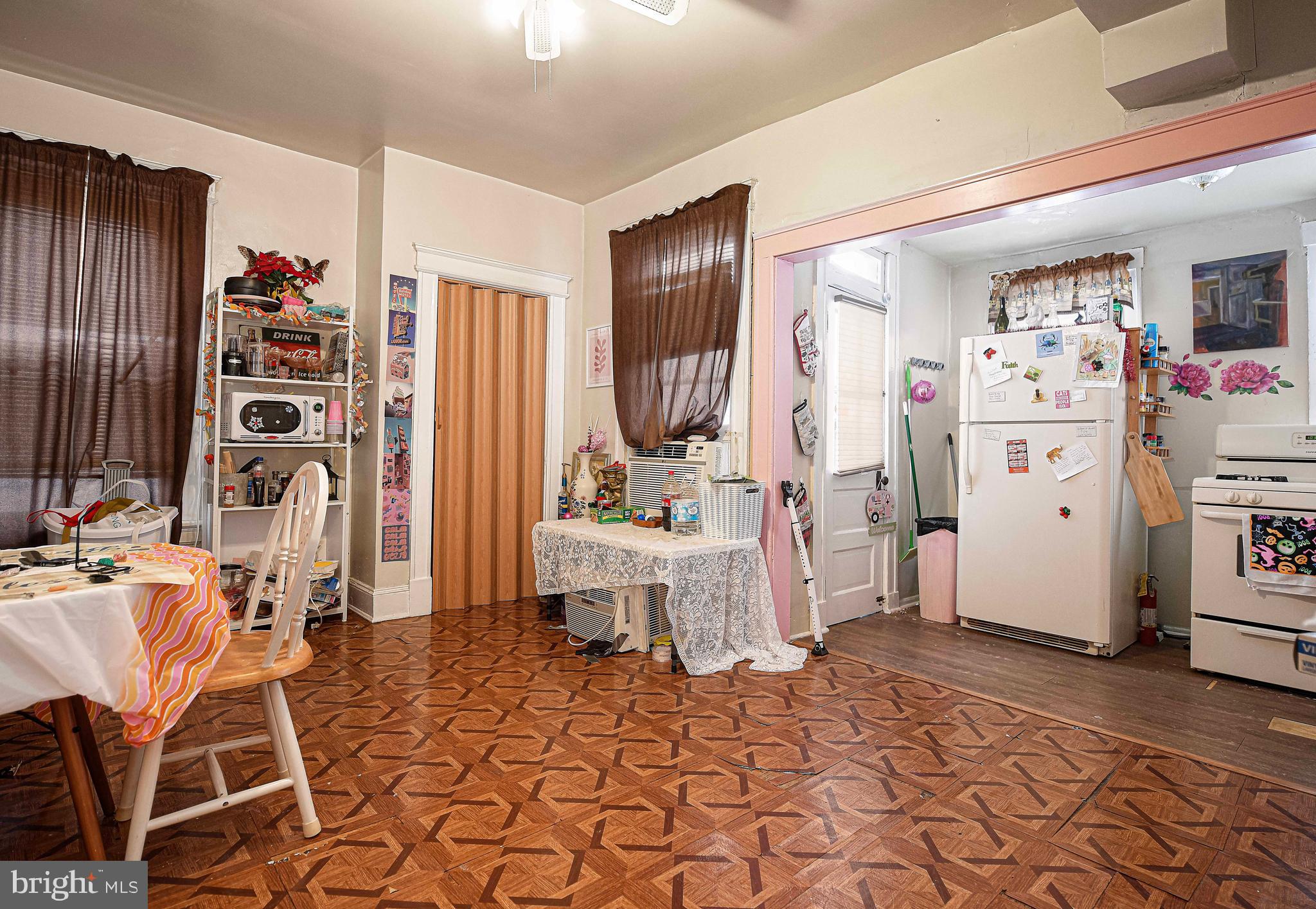 WEST ARLINGTON - Residential Income