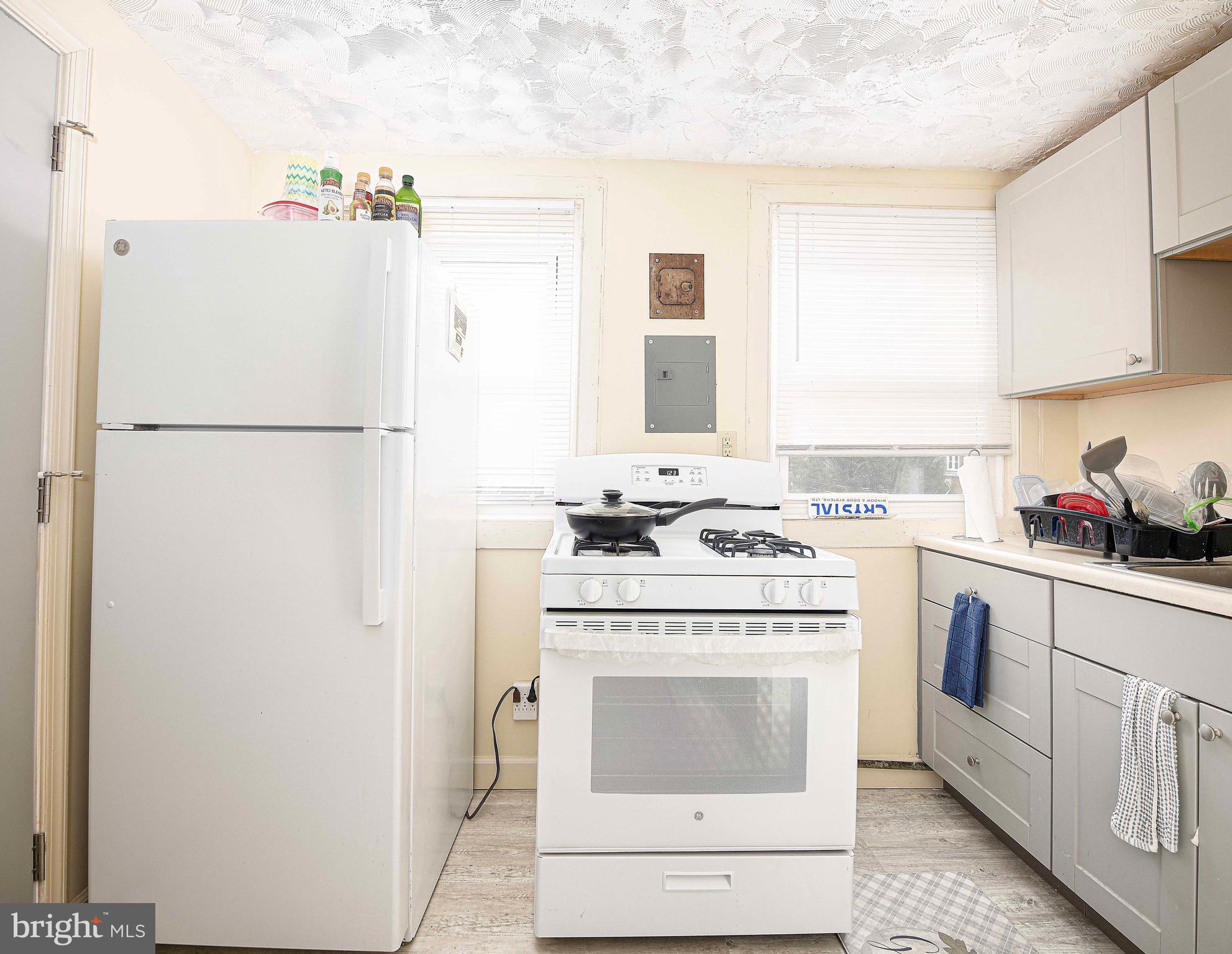 WEST ARLINGTON - Residential Income