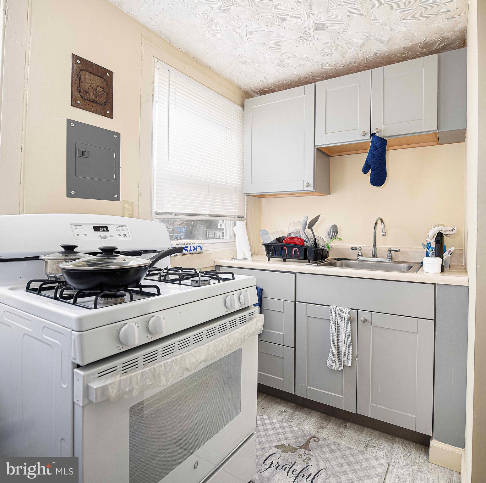 WEST ARLINGTON - Residential Income