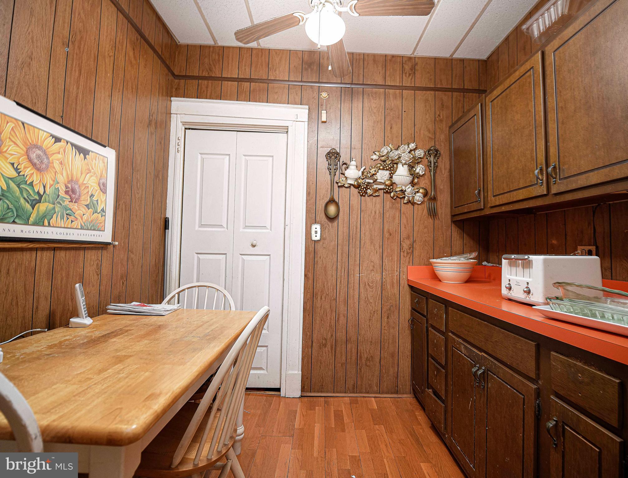 WEST ARLINGTON - Residential Income