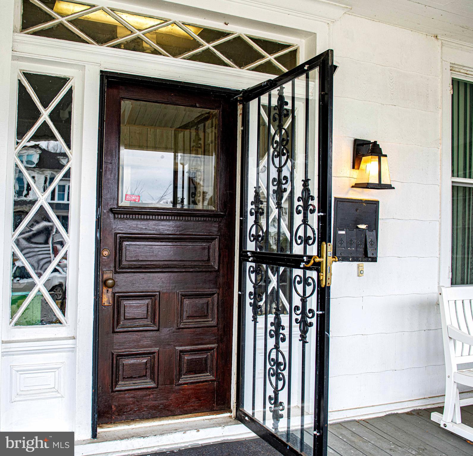 WEST ARLINGTON - Residential Income