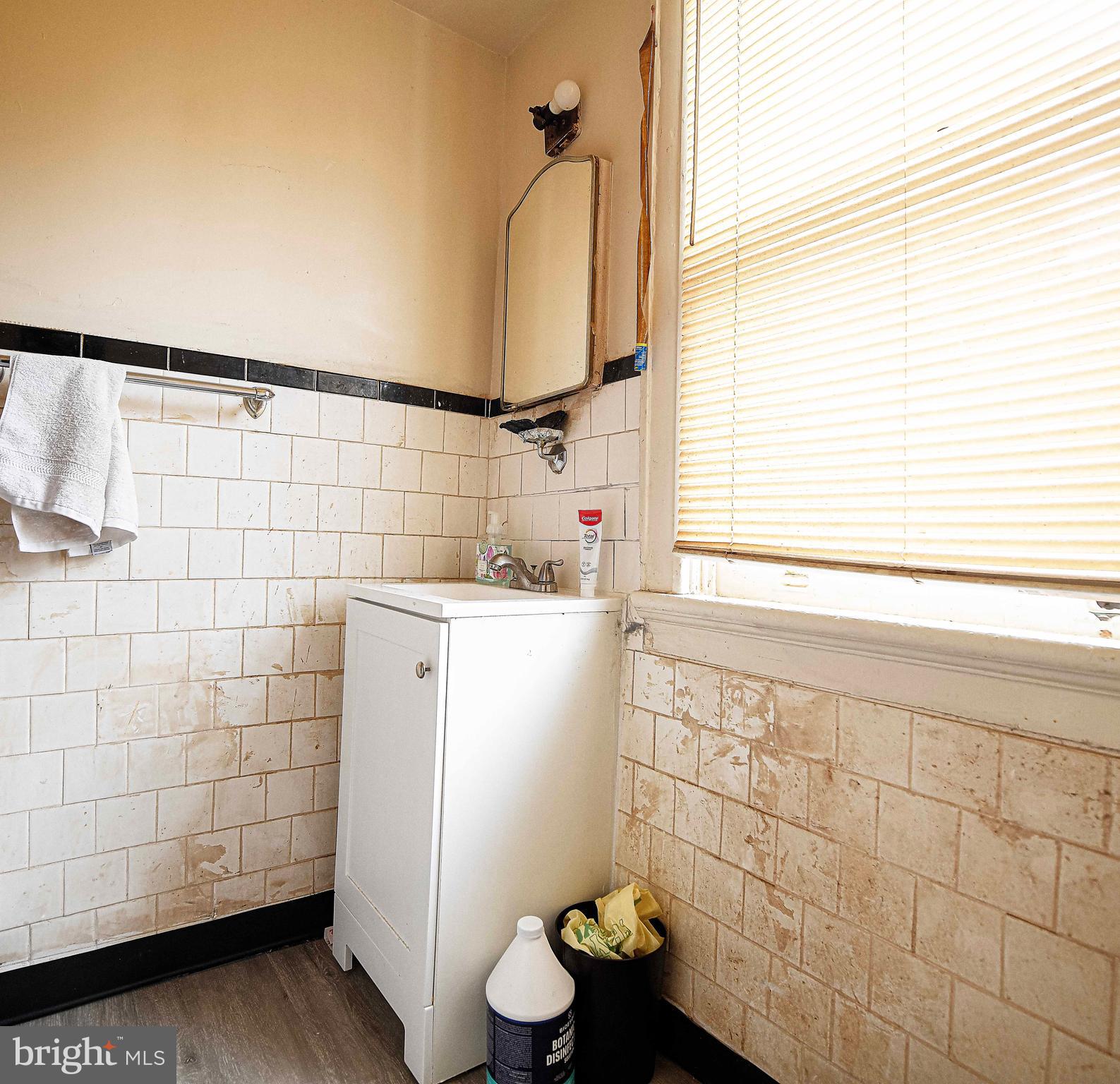 WEST ARLINGTON - Residential Income