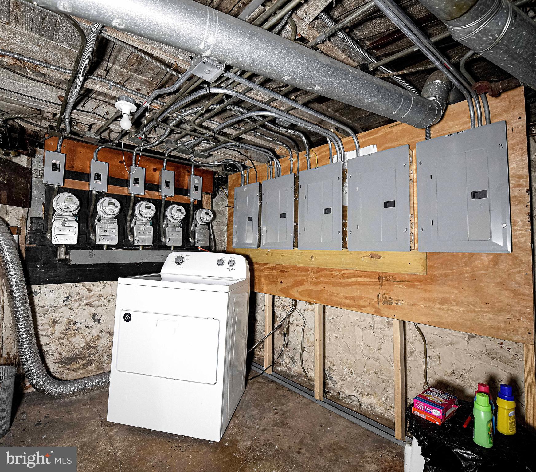 WEST ARLINGTON - Residential Income