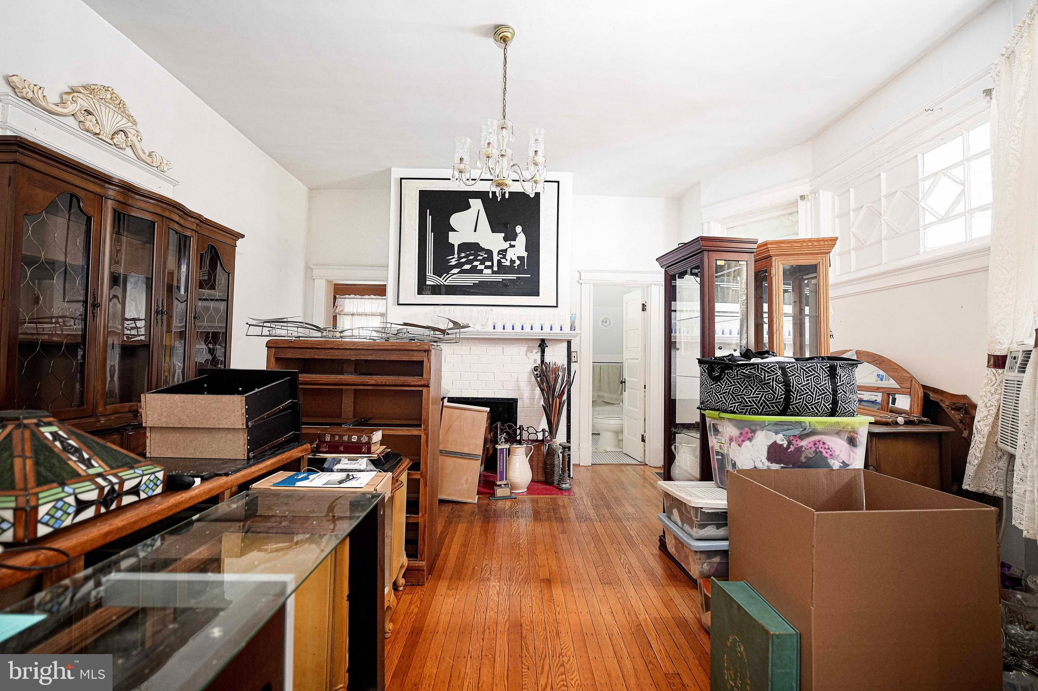 WEST ARLINGTON - Residential Income