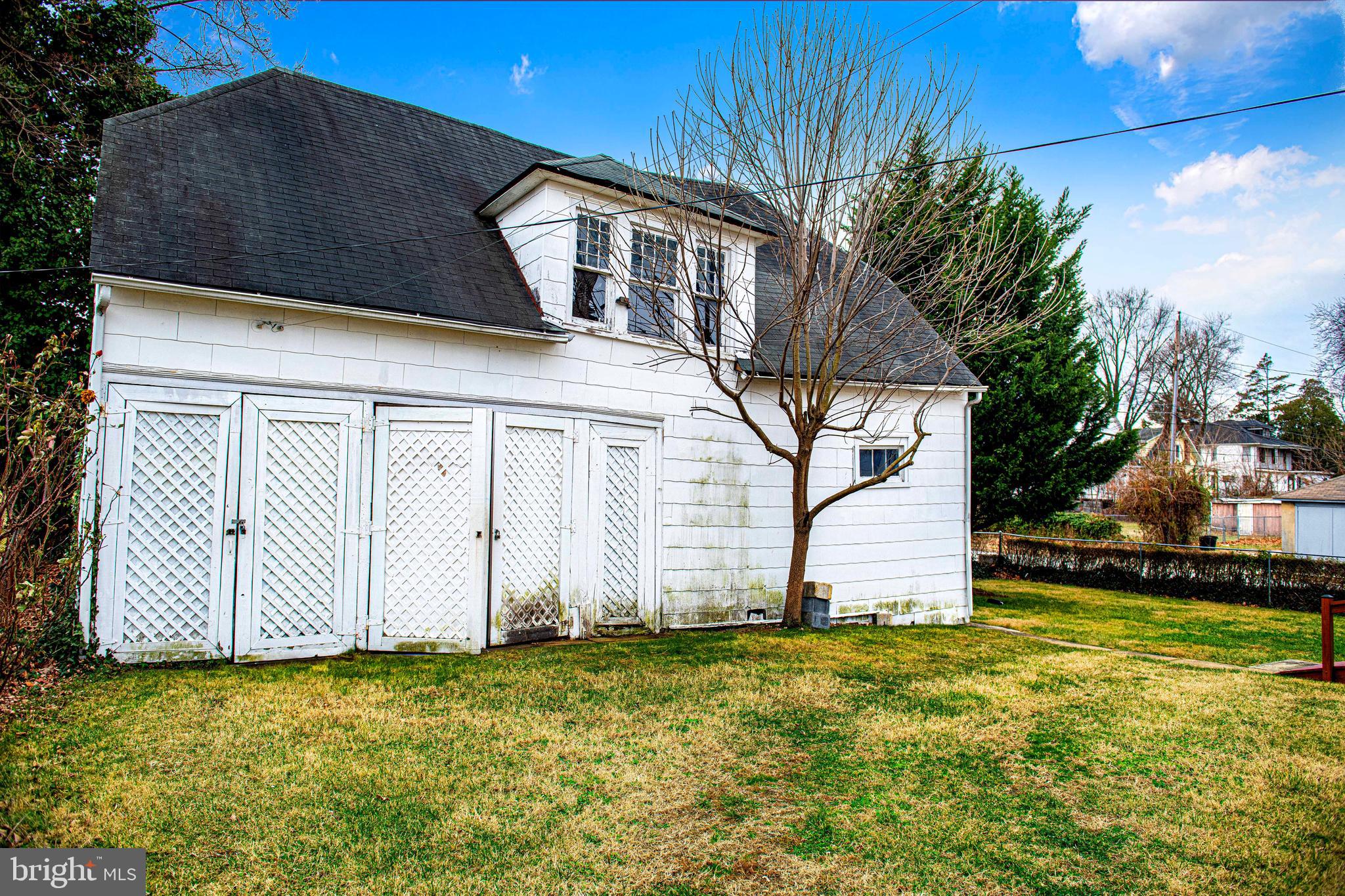 WEST ARLINGTON - Residential Income