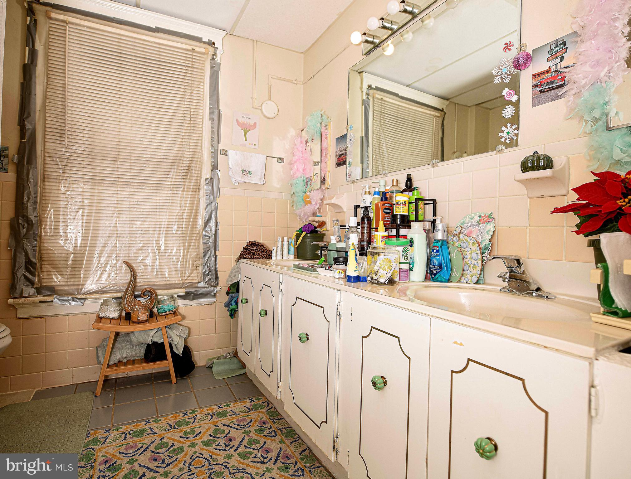 WEST ARLINGTON - Residential Income