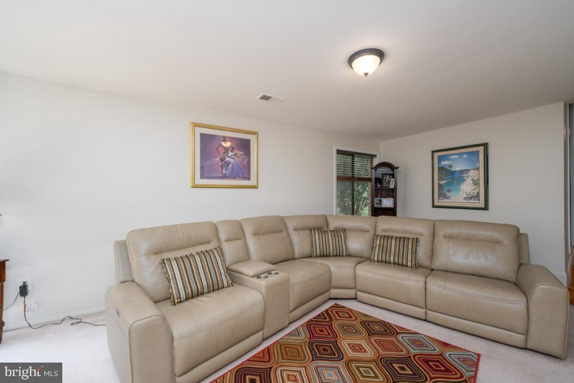 THUNDER HILL - Residential