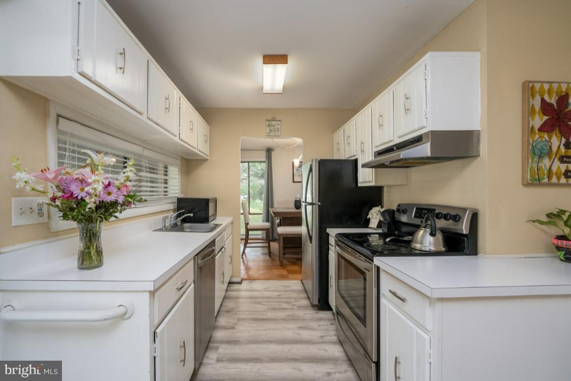 THUNDER HILL - Residential