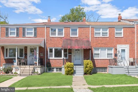 Photo of 1111 Linden Avenue, HALETHORPE, MD 21227 (MLS # MDBC2159764)