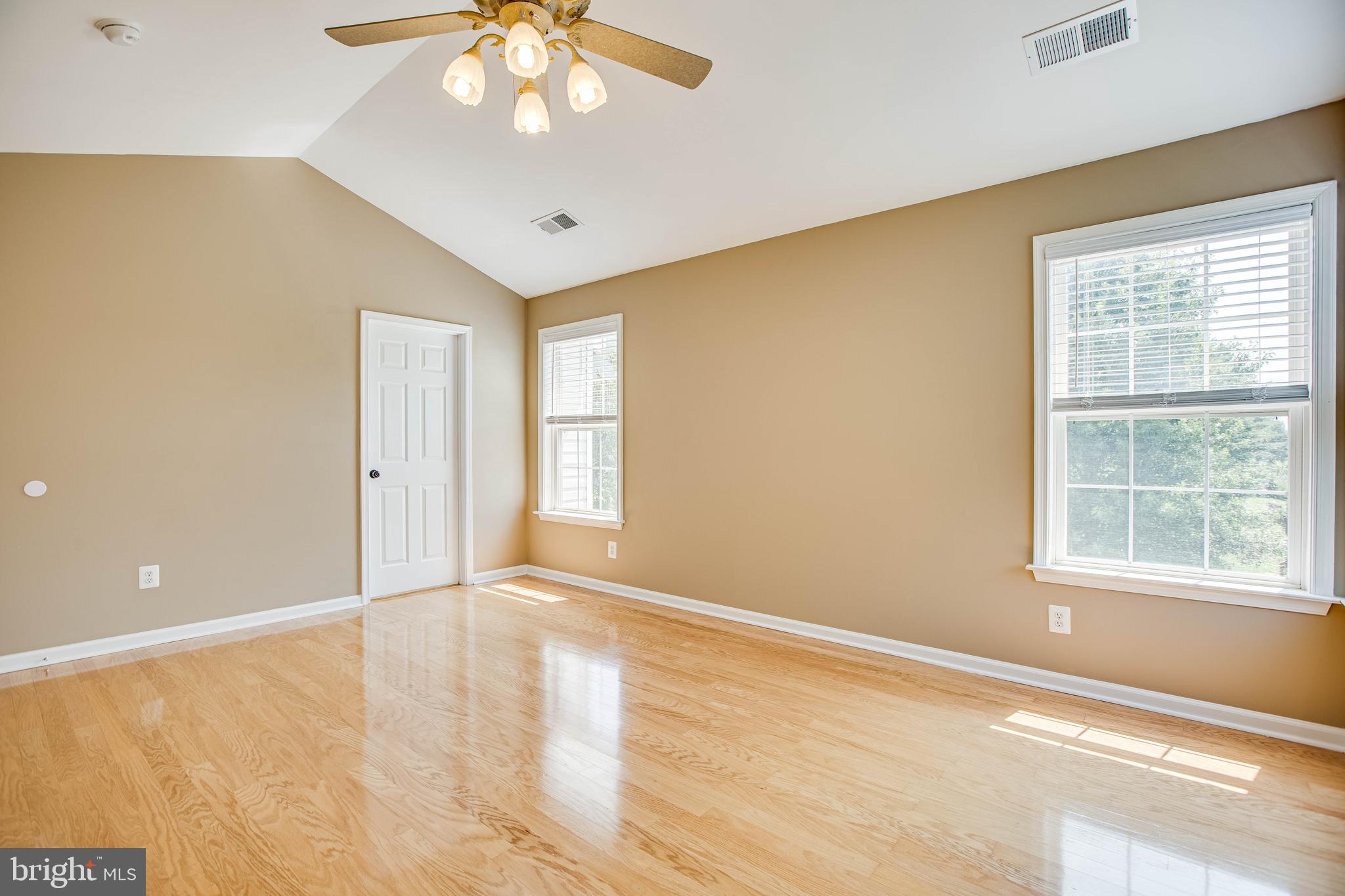 STRATFORD PLACE - Residential