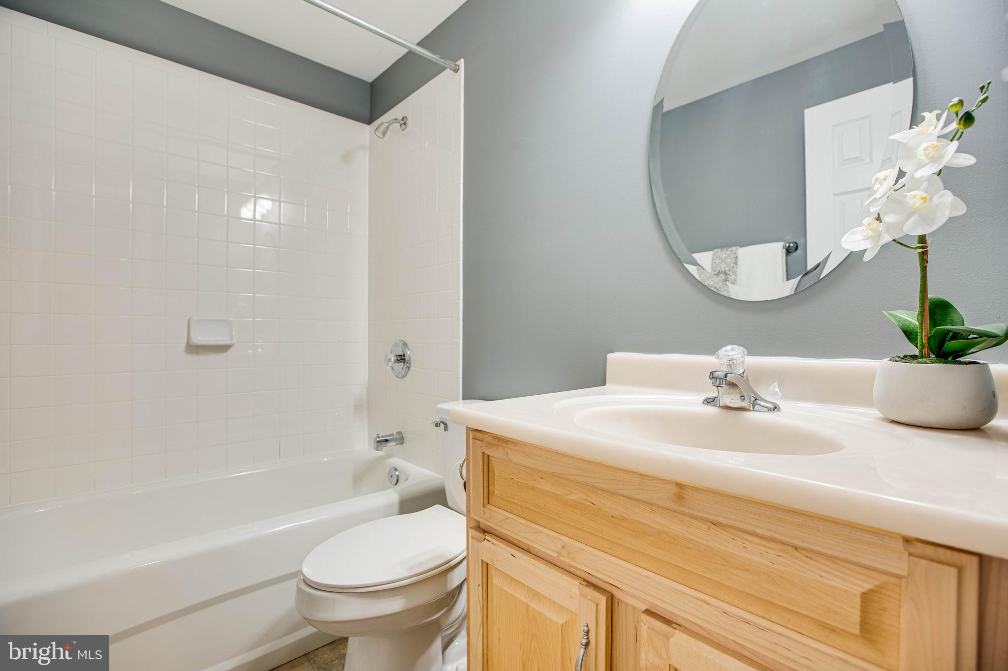 STRATFORD PLACE - Residential