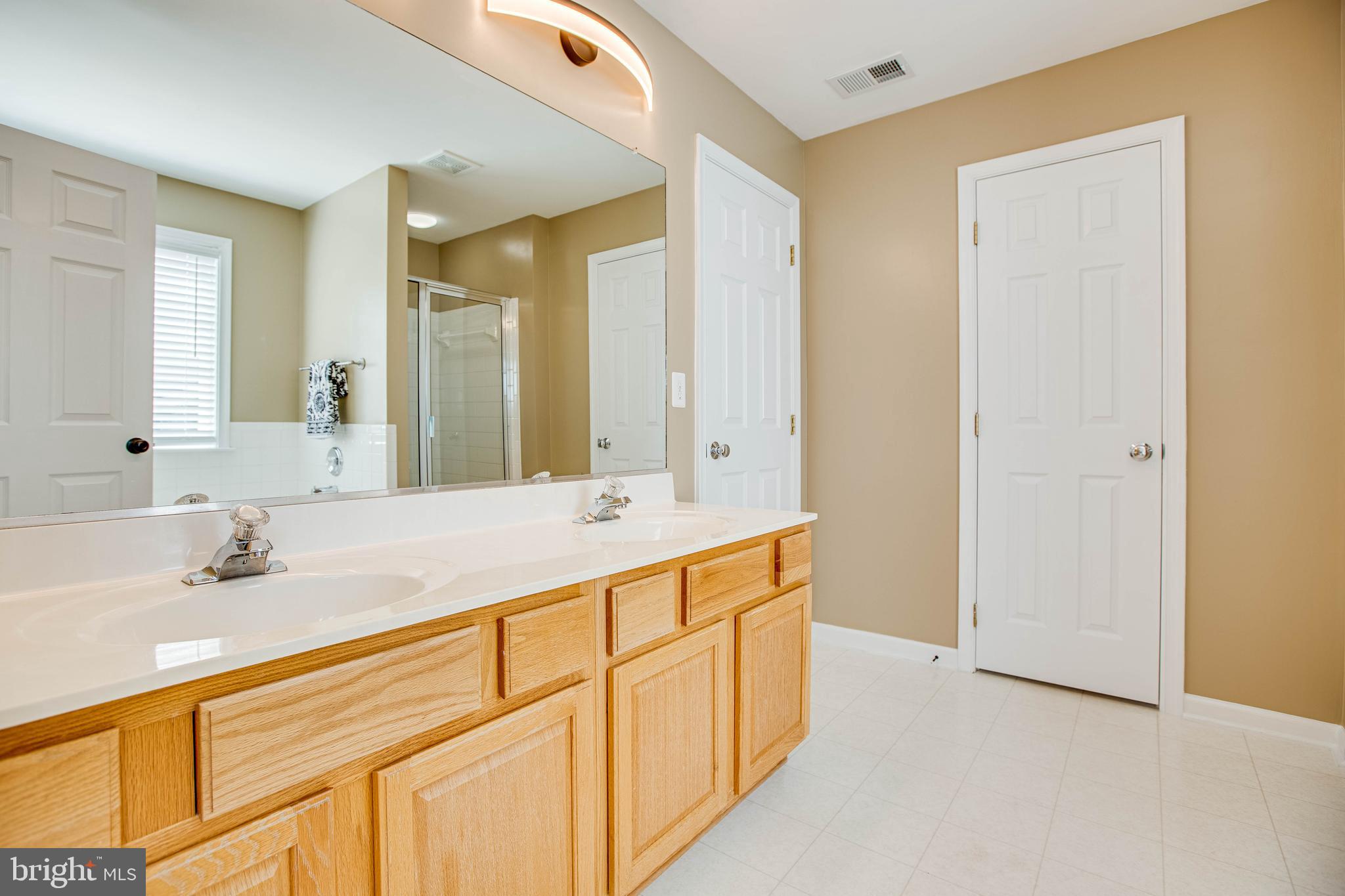 STRATFORD PLACE - Residential