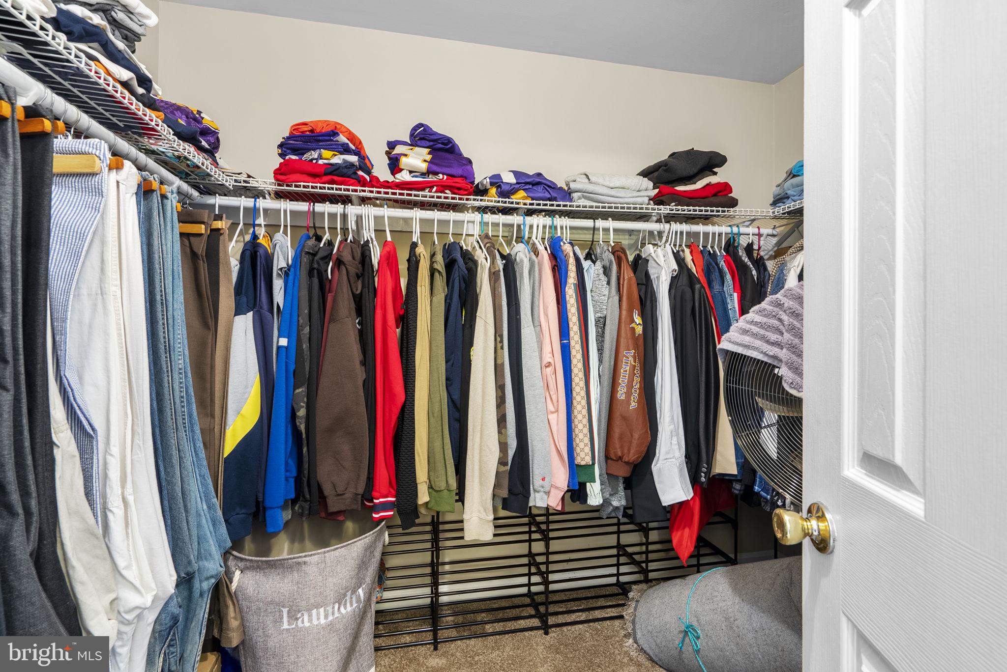 TINKERS CREEK ESTATES - Residential