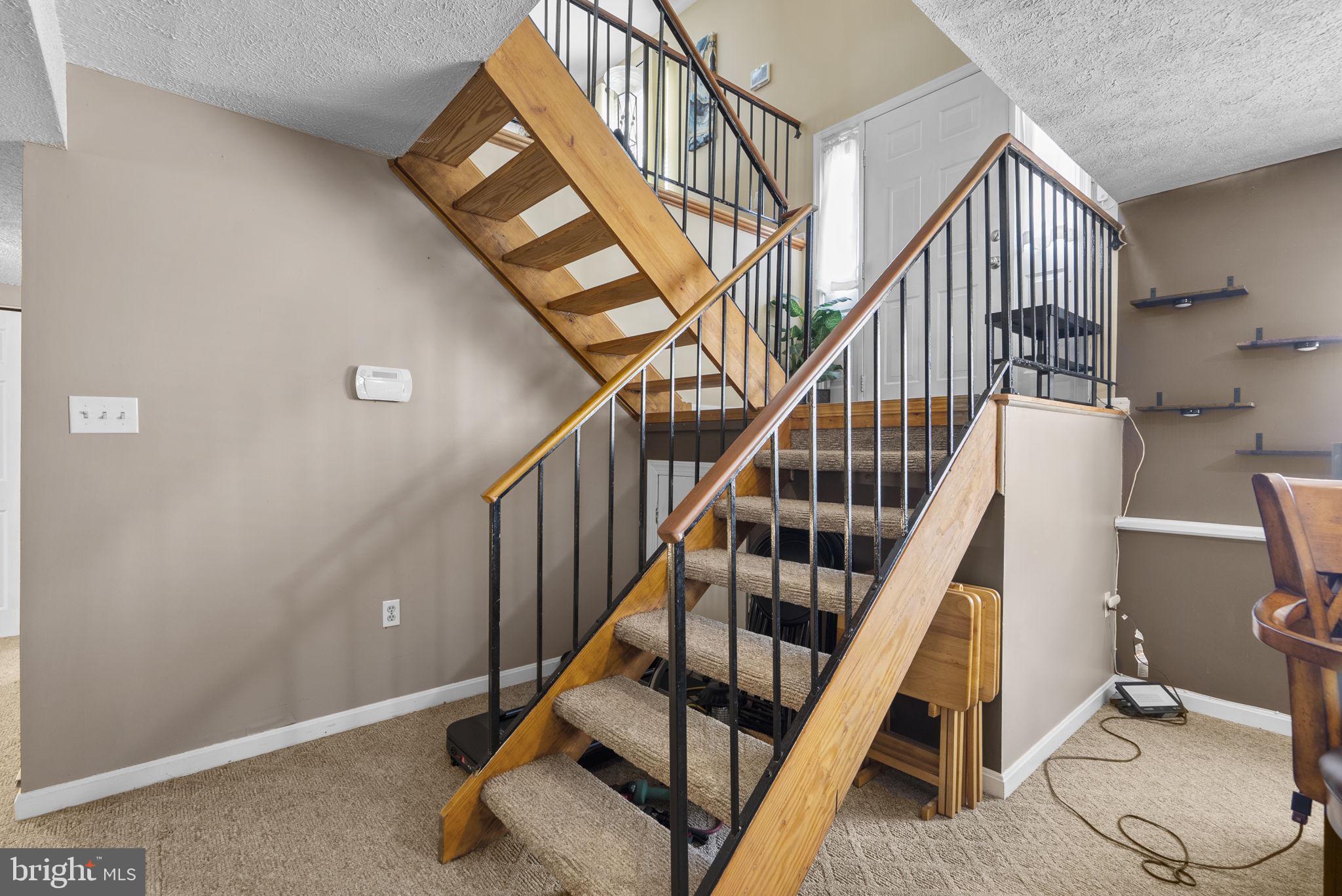 TINKERS CREEK ESTATES - Residential