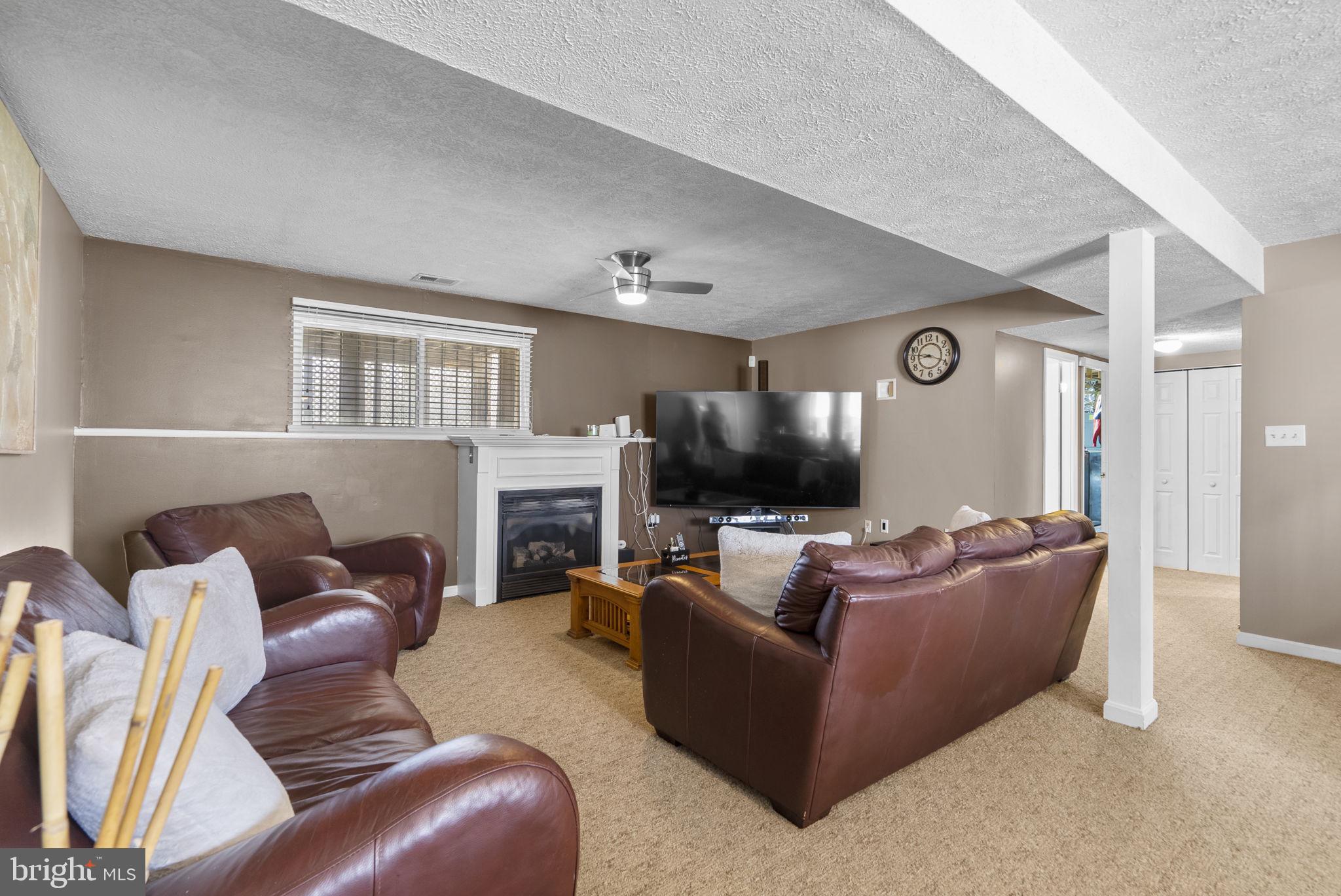 TINKERS CREEK ESTATES - Residential