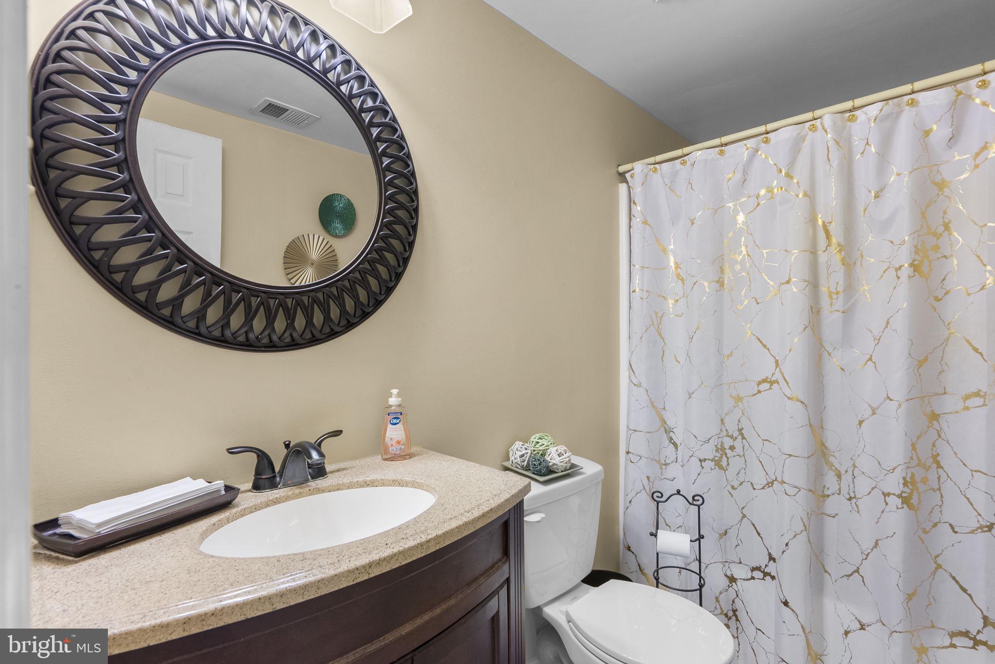 TINKERS CREEK ESTATES - Residential