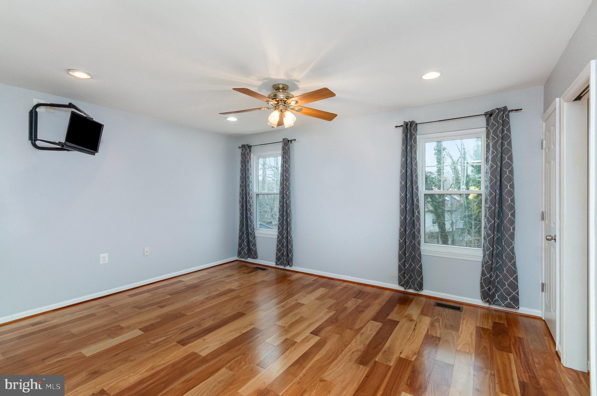 MONTCLAIR - Residential Lease