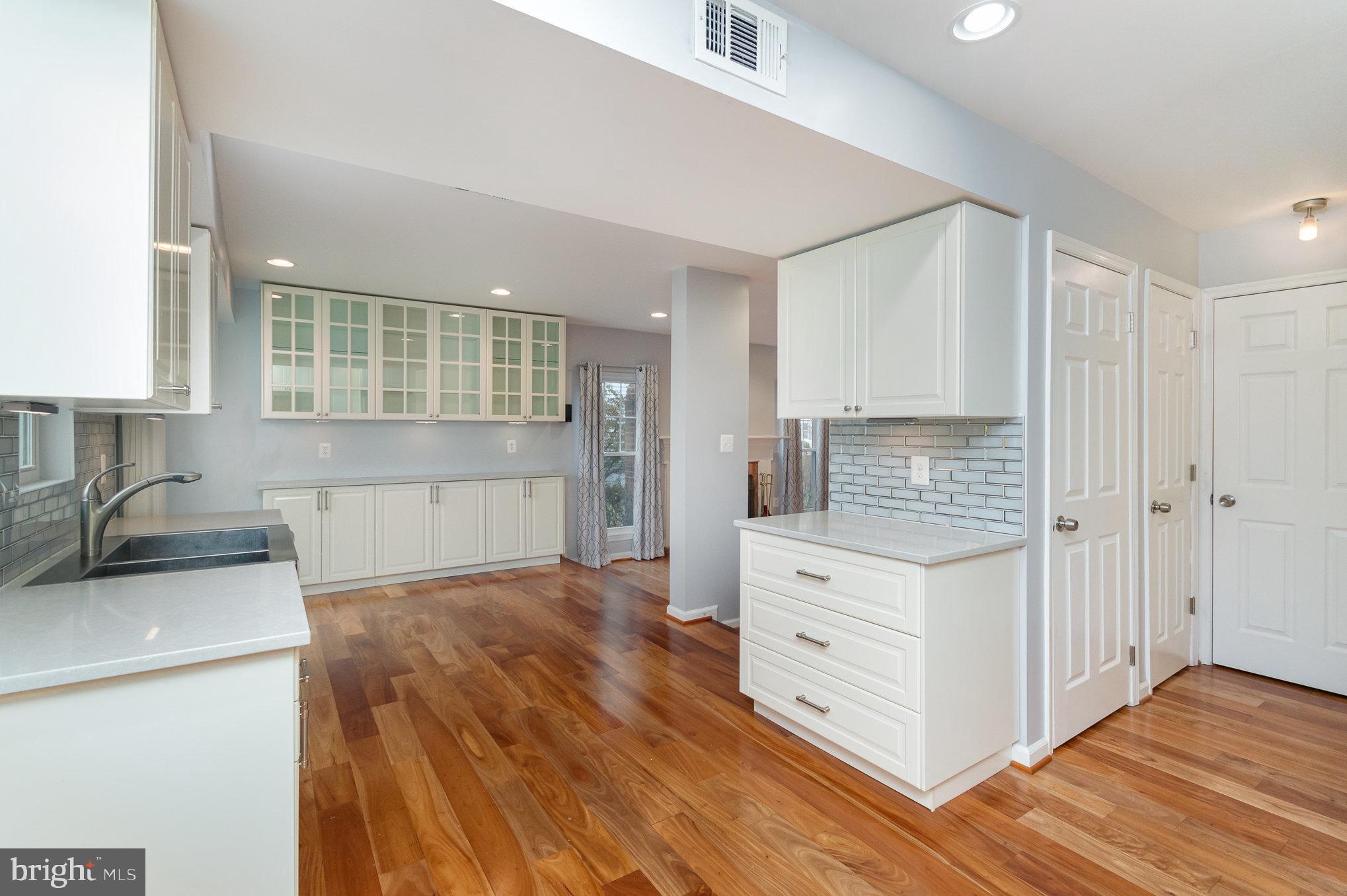 MONTCLAIR - Residential Lease