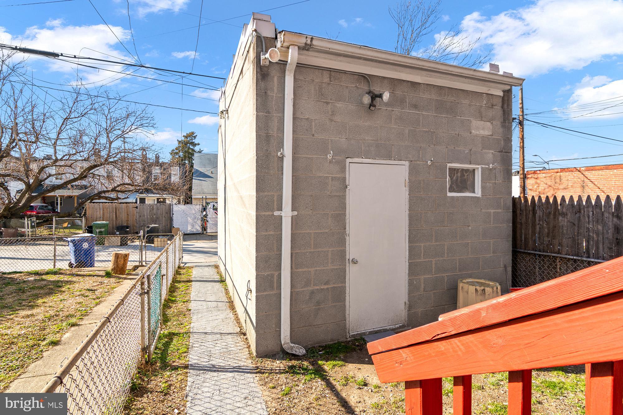 BROOKLYN - Residential