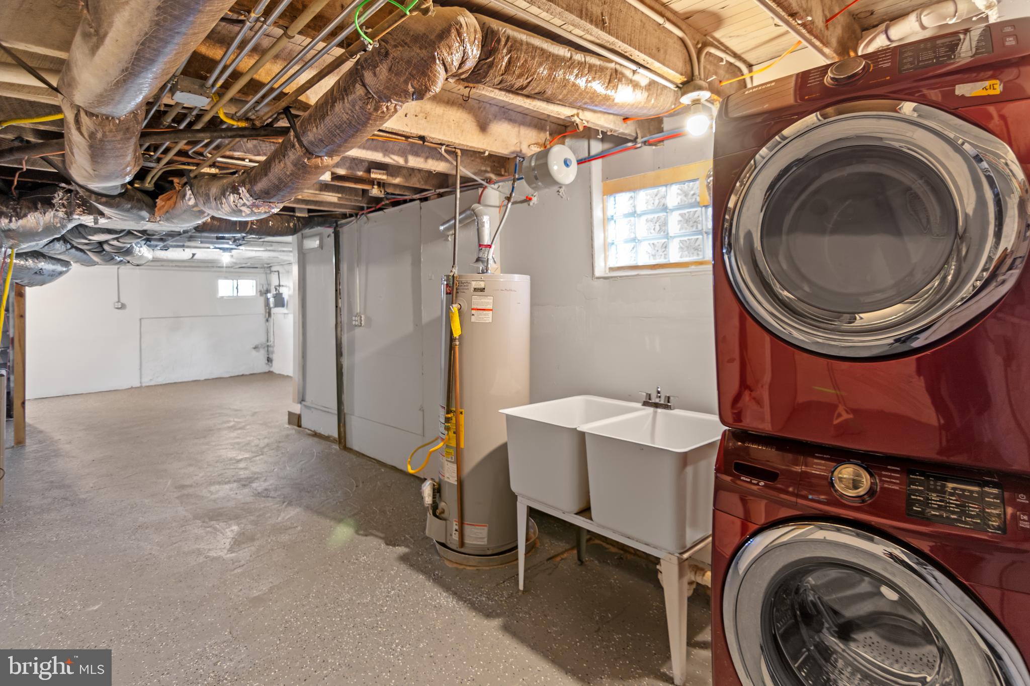 BROOKLYN - Residential