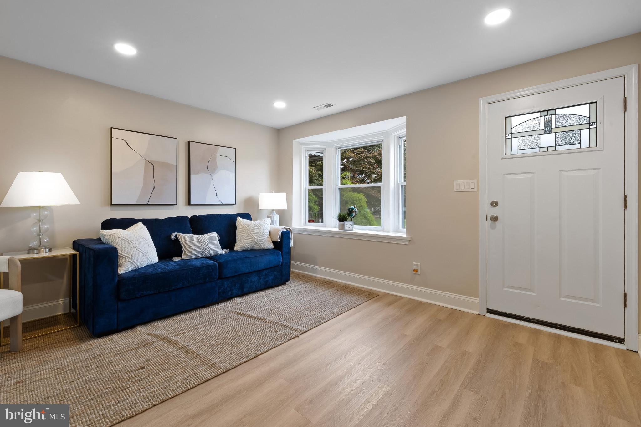 PERRING LOCH - Residential