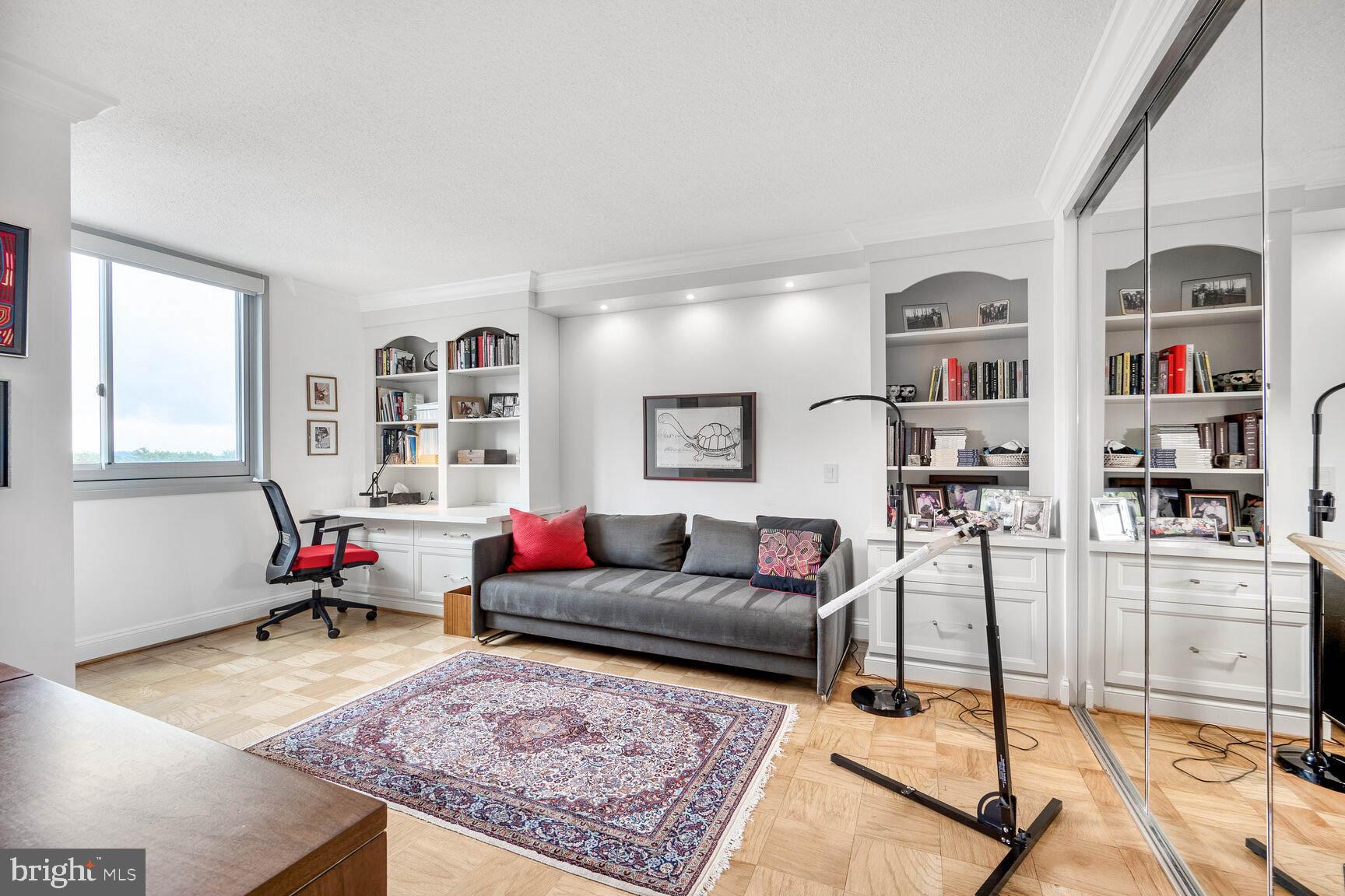 FRIENDSHIP HEIGHTS - Residential