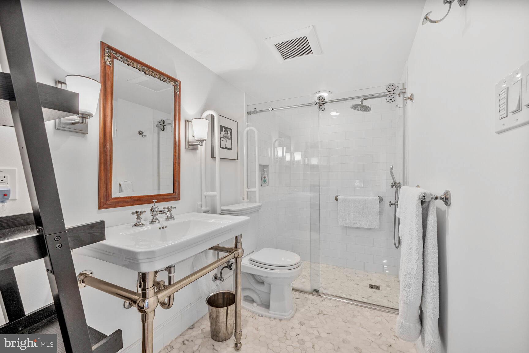 FRIENDSHIP HEIGHTS - Residential