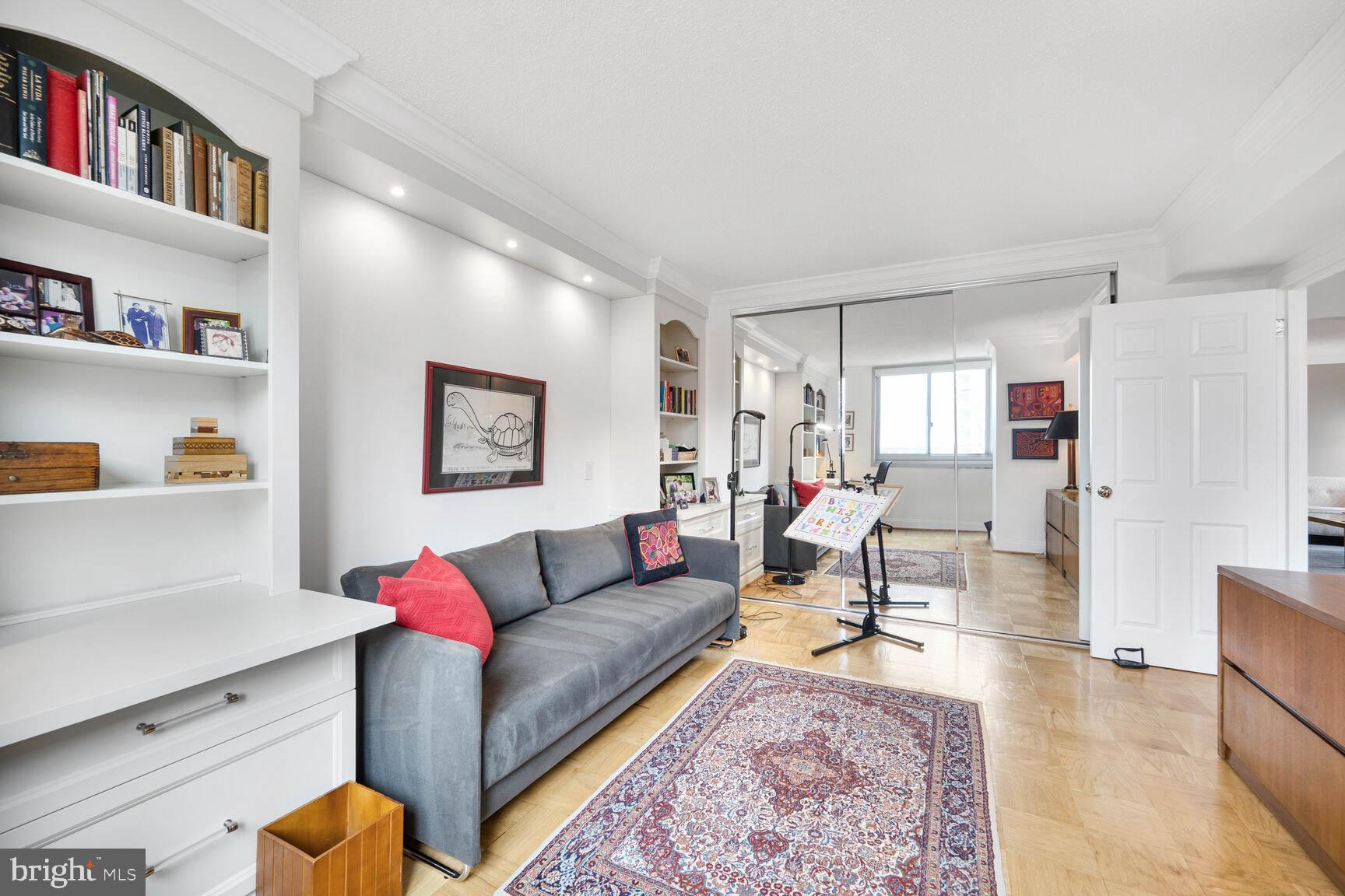 FRIENDSHIP HEIGHTS - Residential