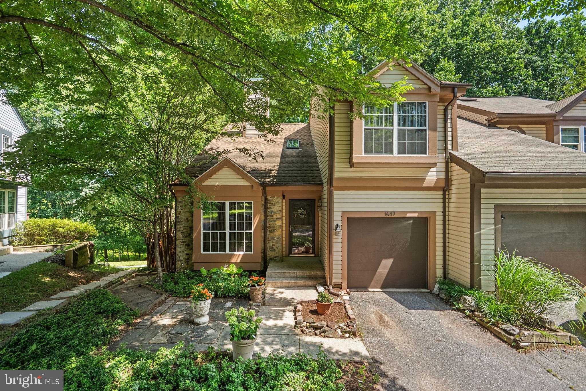 Photo 1 of 33 — 1647 HUGO CIRCLE, SILVER SPRING, MD 20906