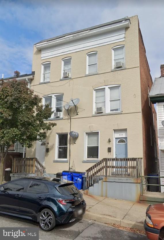 HAGERSTOWN - Residential