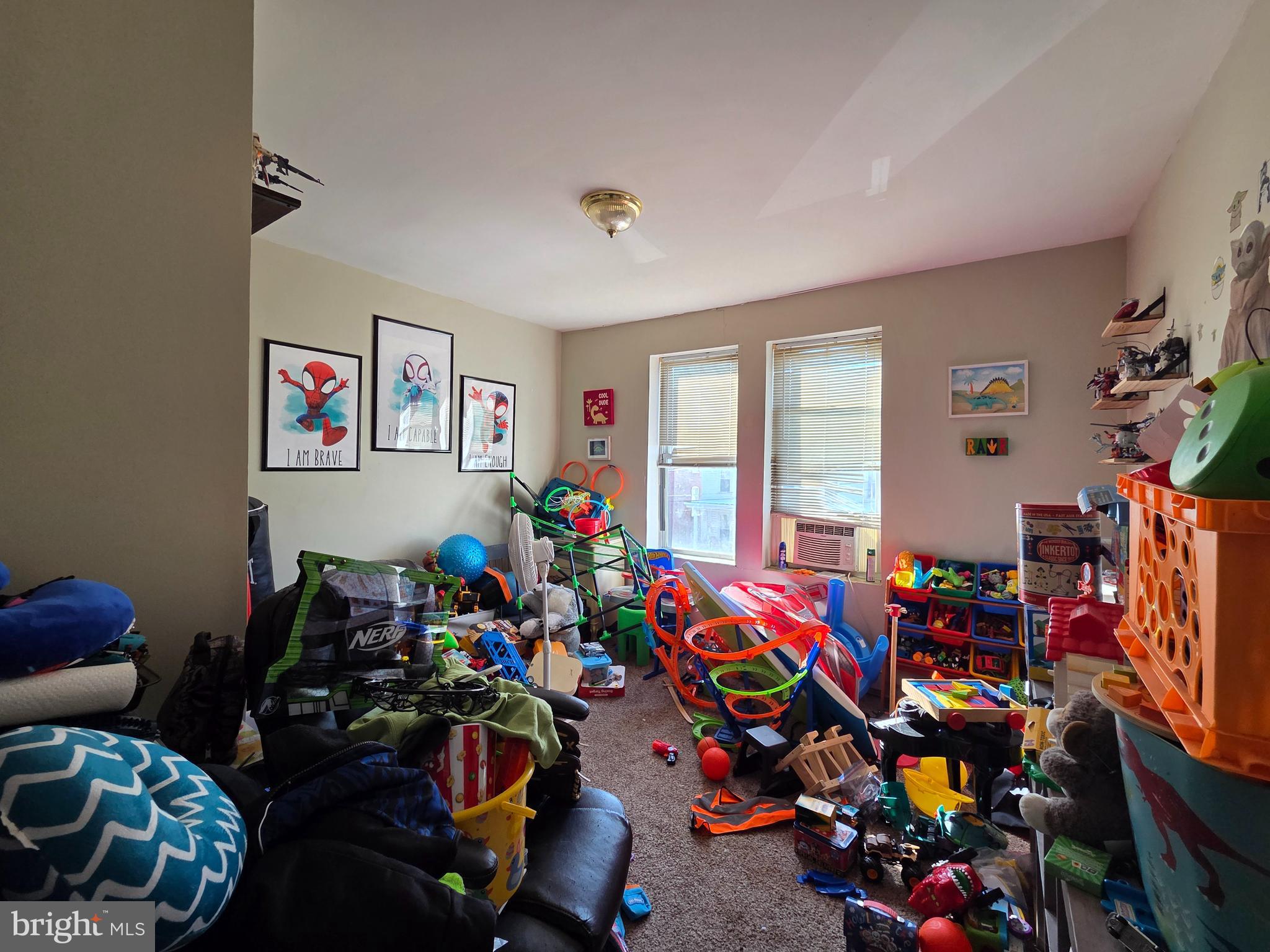 HAGERSTOWN - Residential