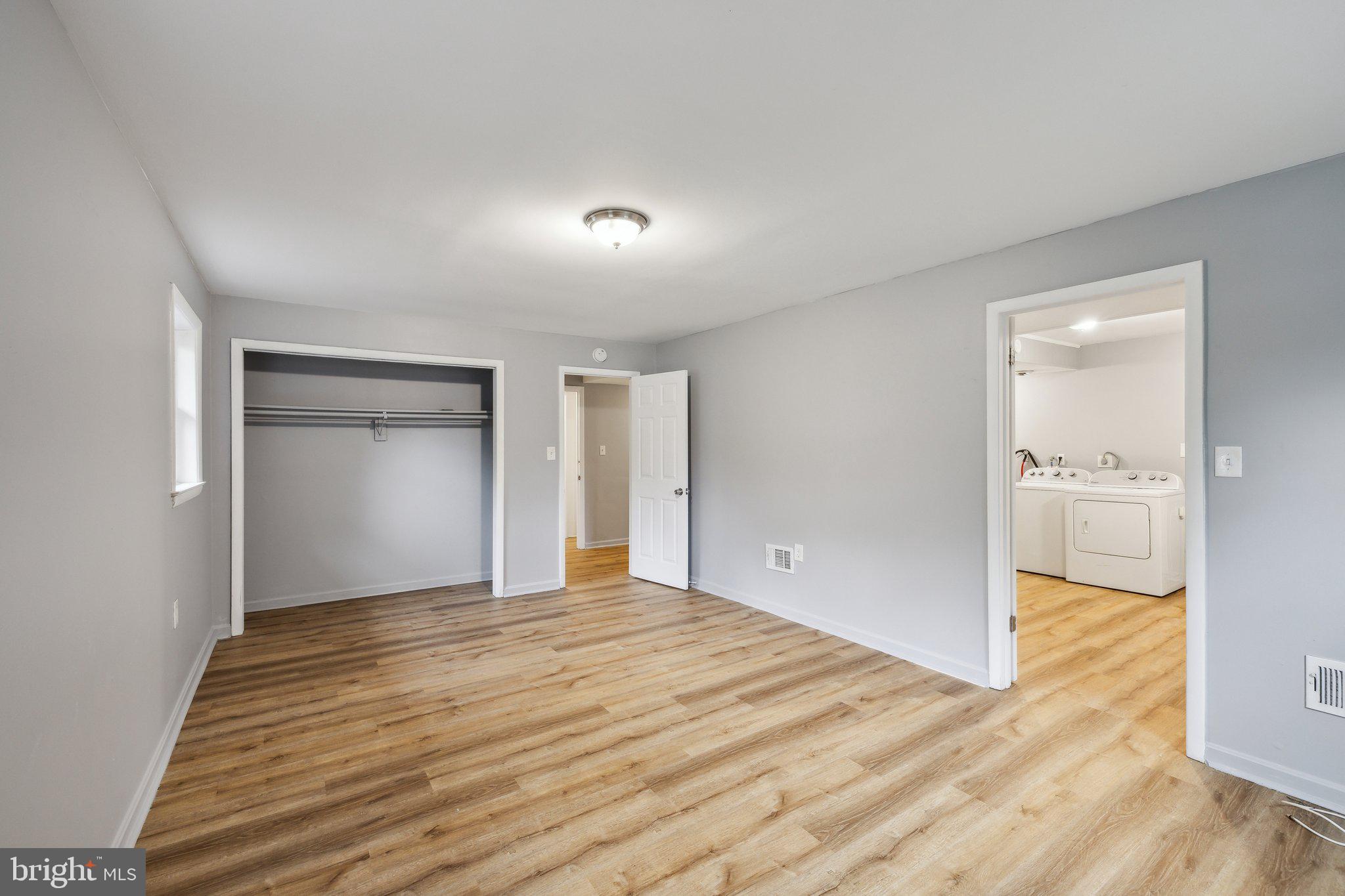 LAKE RIDGE PART 1 - Residential