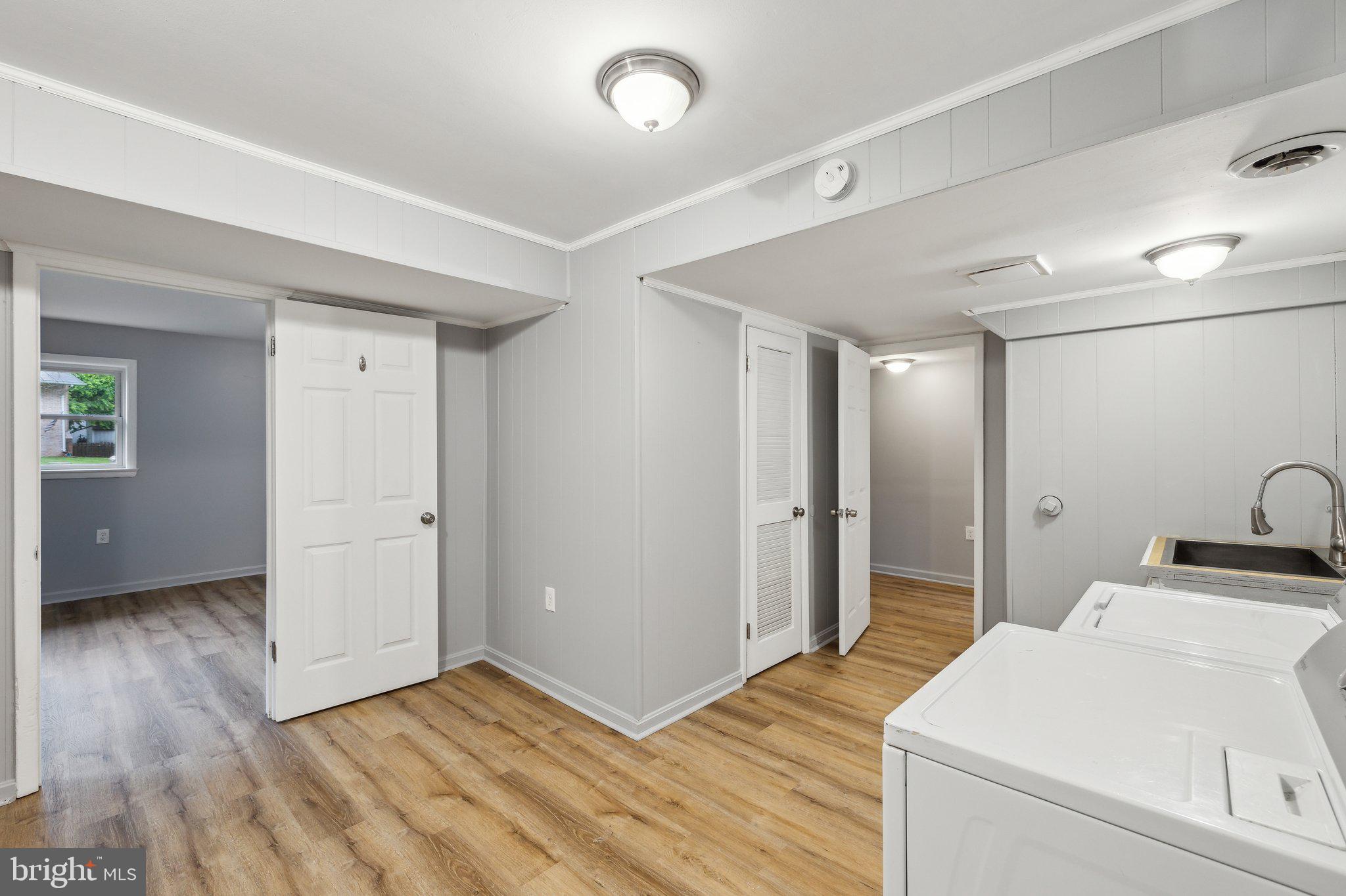 LAKE RIDGE PART 1 - Residential