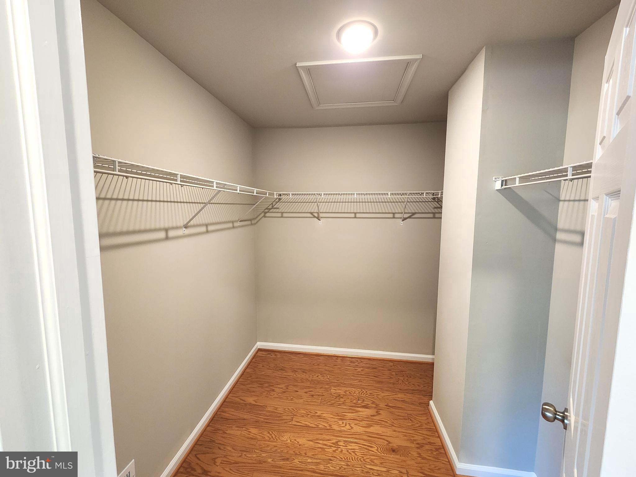 WALNUT RIDGE - Residential