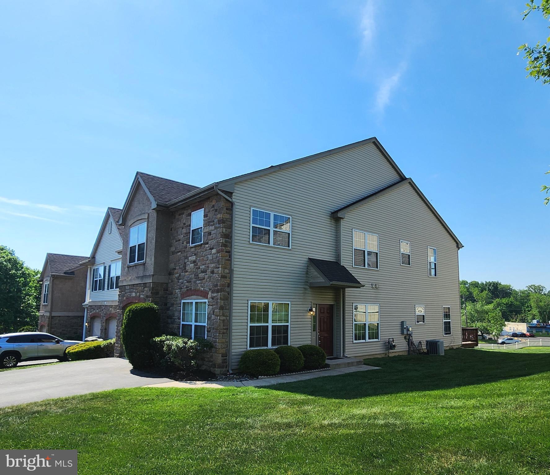 WALNUT RIDGE - Residential