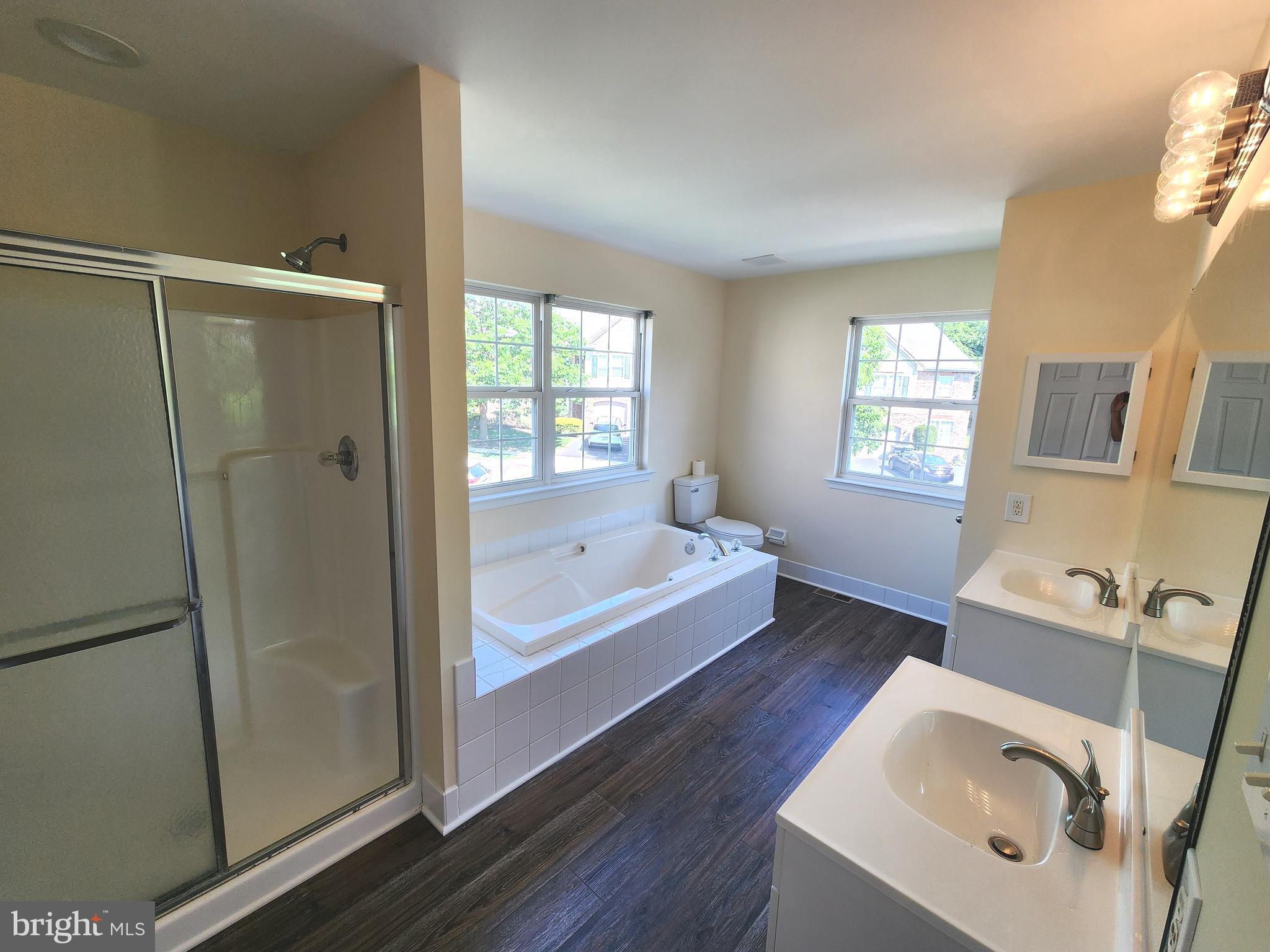 WALNUT RIDGE - Residential